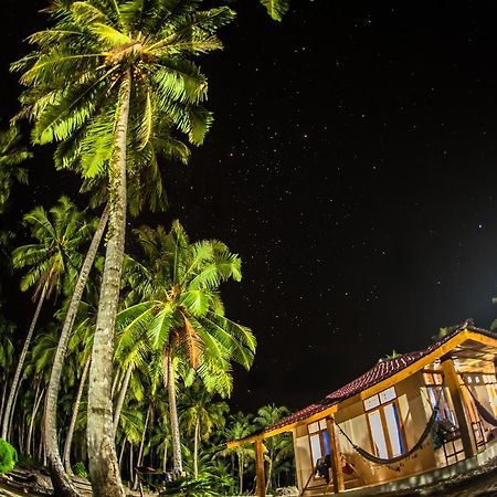 Puri Asu Resort Palau Asu Exteriér fotografie