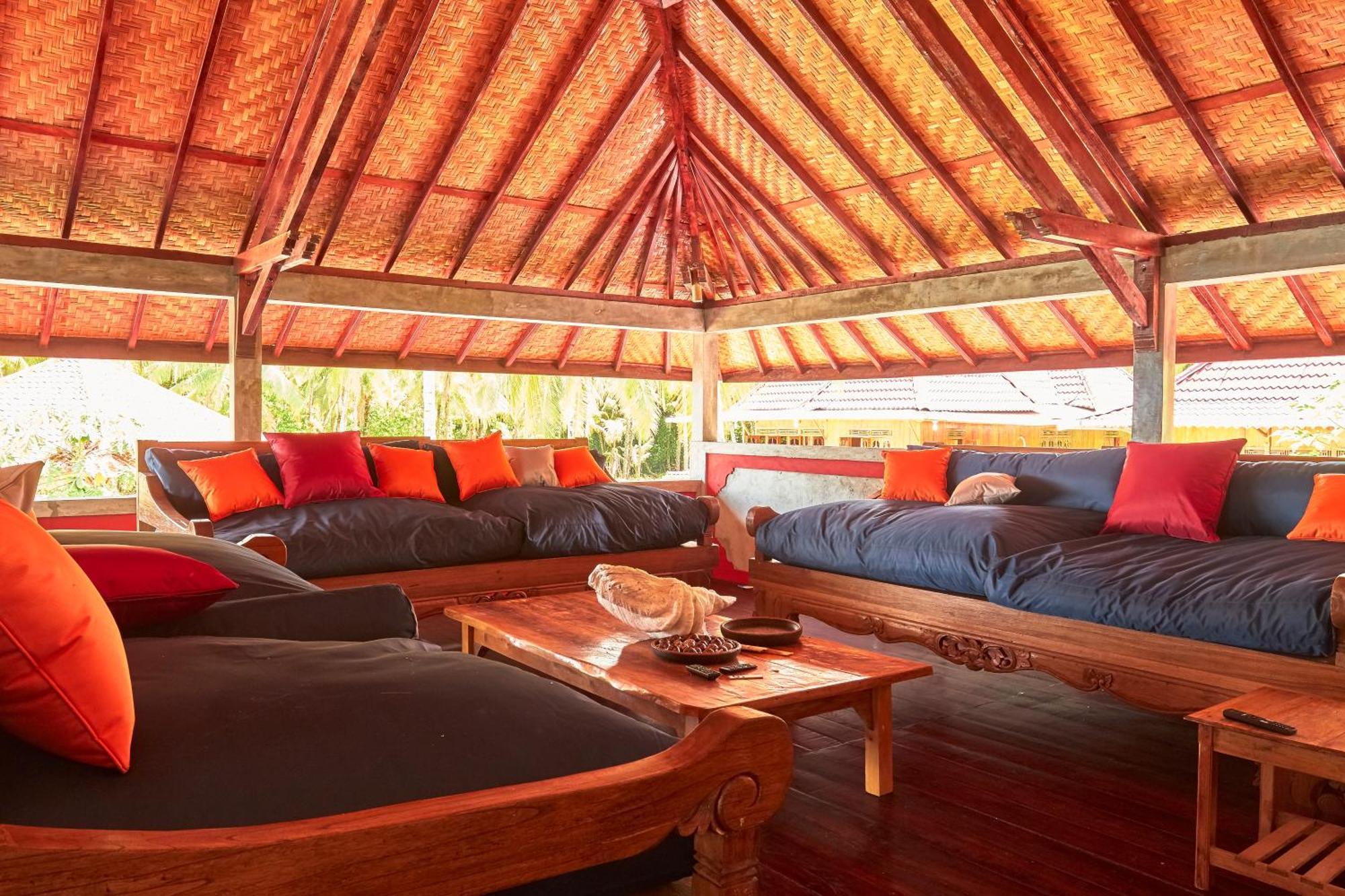 Puri Asu Resort Palau Asu Exteriér fotografie